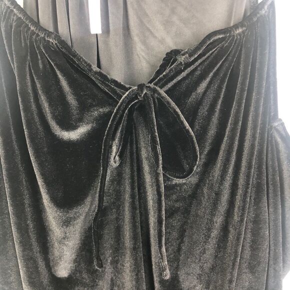 LAUNDRY BY SHELLI SEGAL | Black Velvet Peasant Top - Picture 6 of 11